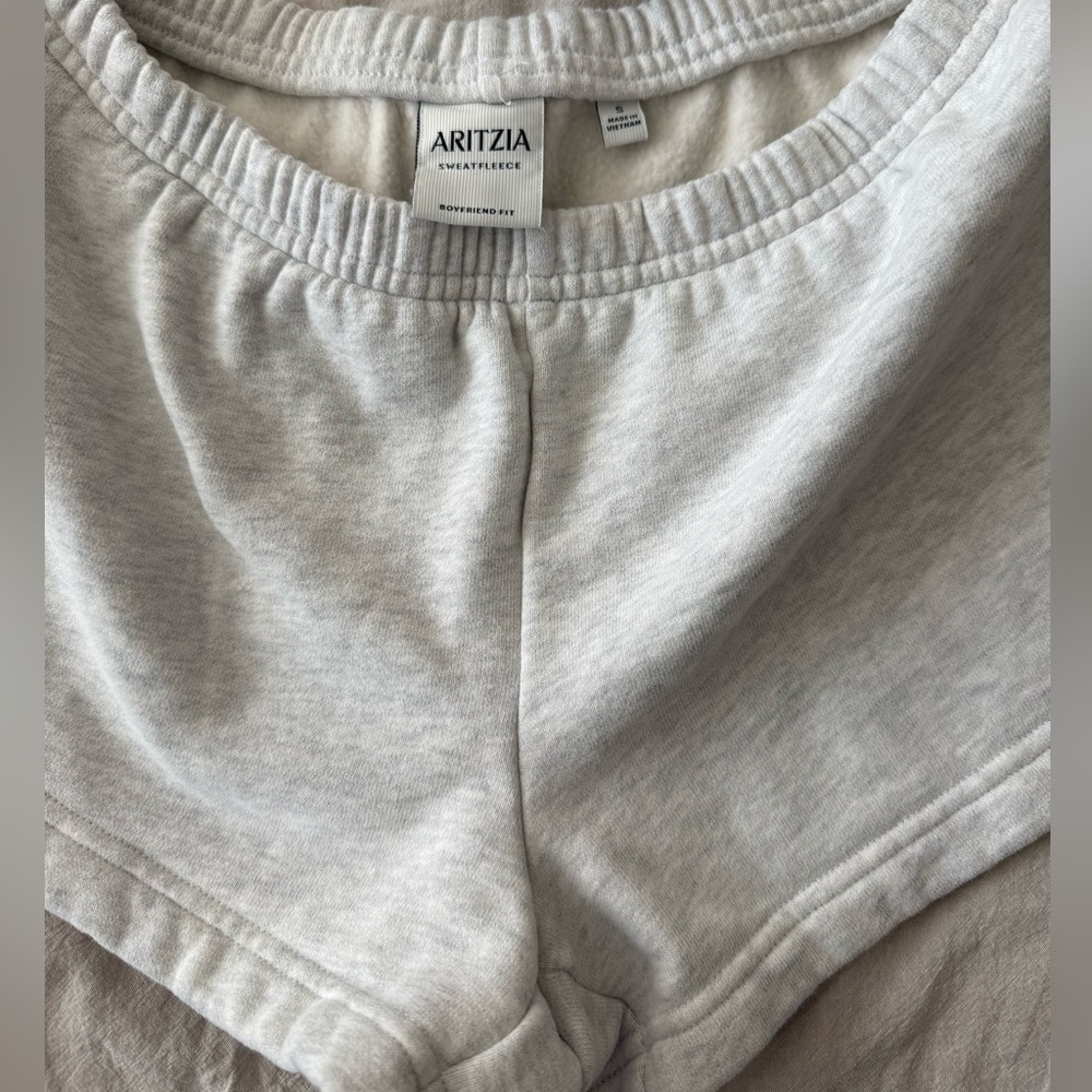 Aritzia Light Gray Sweatshorts - Picture 3 of 4